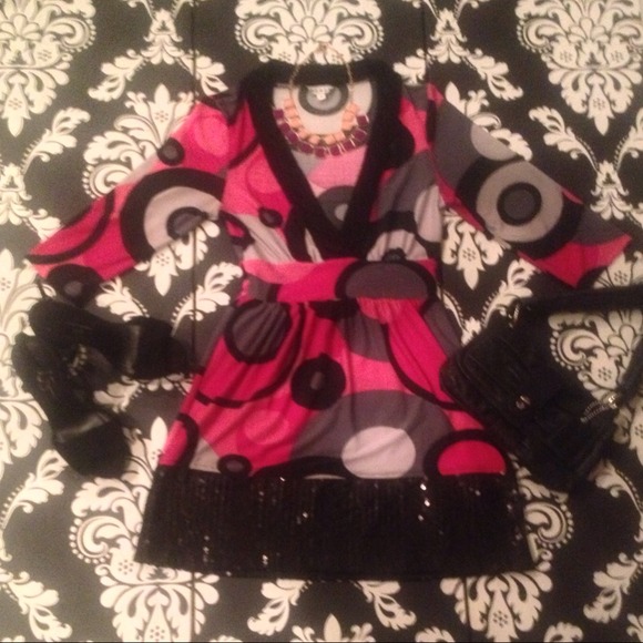 💖SEXY & SPARKLING EMPIRE CUT PARTY DRESS💖 - Picture 3 of 3