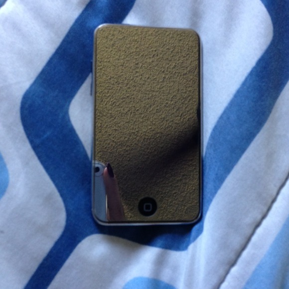 💃💃💃SOLD💃💃💃Ipod touch 32gb - Picture 2 of 4