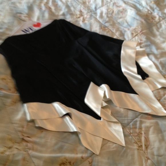 :::HOST PIC 6/3::: donated - Picture 2 of 4