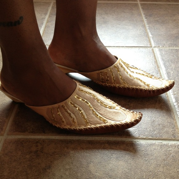 Doca HandCrafted Shoes - Picture 2 of 3