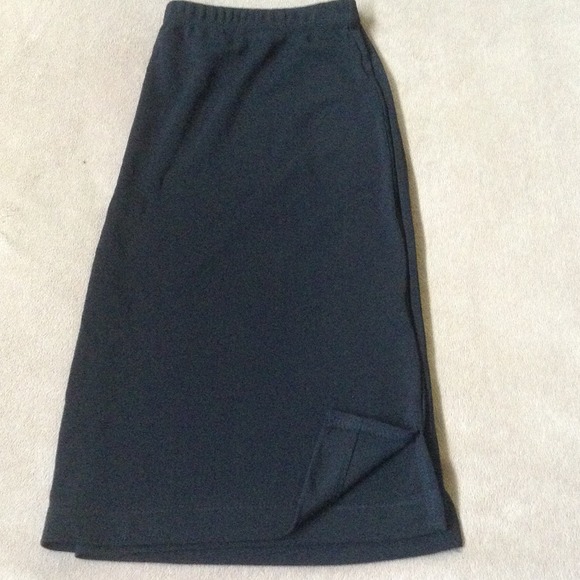 SOLD IN BUNDLE! - Picture 2 of 4