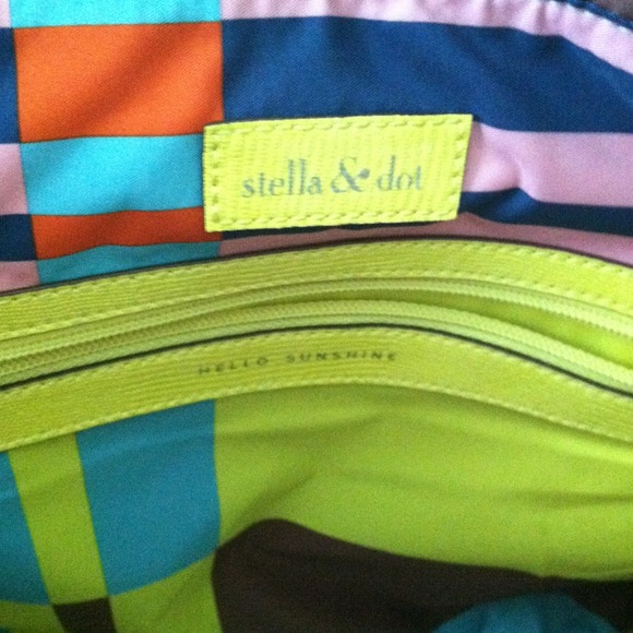 Bags - Stella and dot classic tote Bags - Stella and dot classic tote
