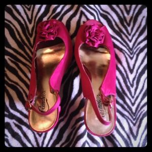 👠 Fuchsia flower heels! 👠