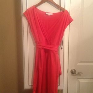 V-neck wrap dress