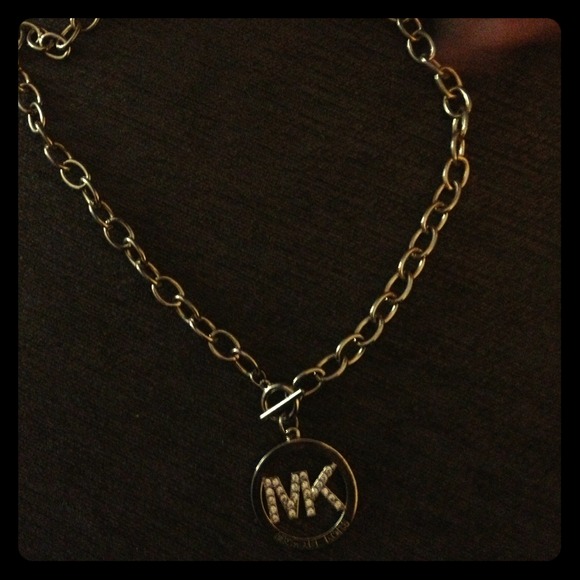 Michael Kors Ins. Necklace