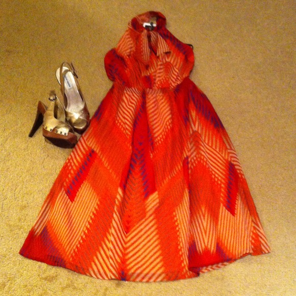 ❗Sold in bundle❗NWT Jessica Simpson Halter Dress - Picture 4 of 4