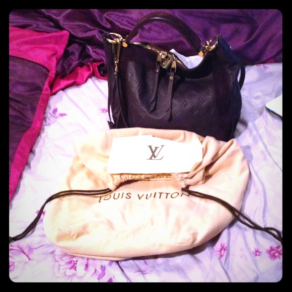 💢SOLD💢 Louis Vuitton Audacieuse PM