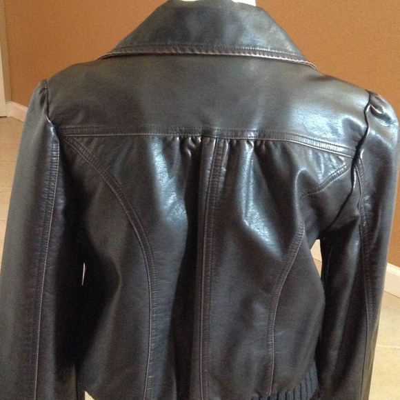 🌹not available🌹Brown faux leather bomber jacket - Picture 2 of 4