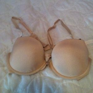 Ambrielle underwire nude bra 36b never worn.