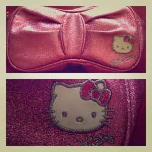 Hello kitty bow make up bag