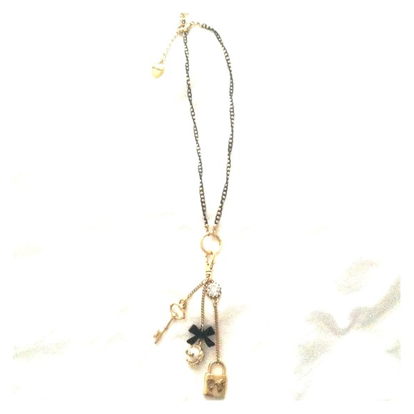 Betsey Johnson necklace