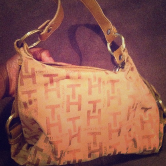 Tommy Hilfiger Purse