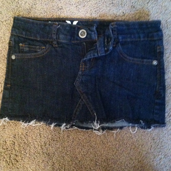 Hurley mini denim skirt