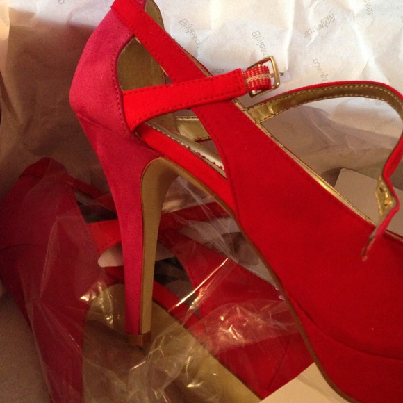 👠👠Host Pick Date Night👠👠Heels SOLD - Picture 4 of 4