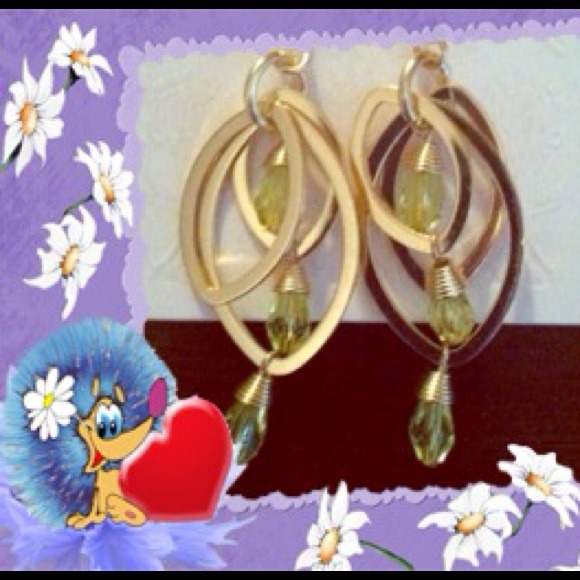 Earrings green/gold dangle☀