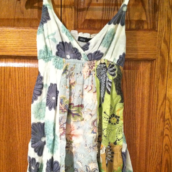 Cute summer dress in sz medium