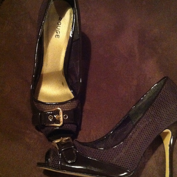 Rouge High Heels