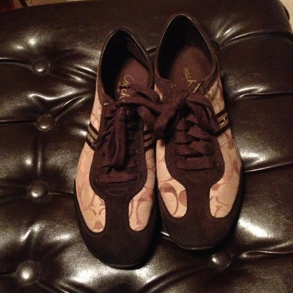 Brown coach shoes 8 1/2