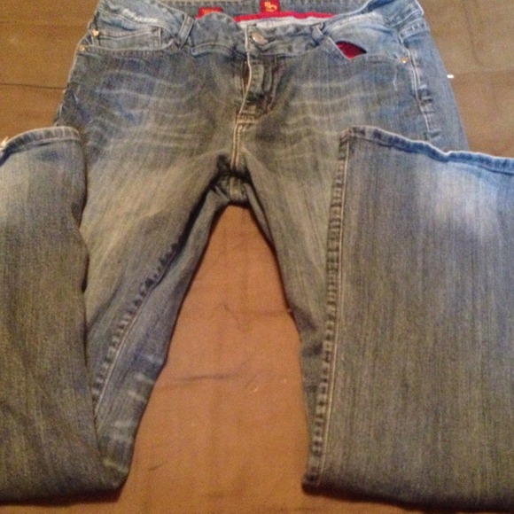 Jeans - Picture 2 of 3