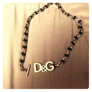 D&G authentic necklace !