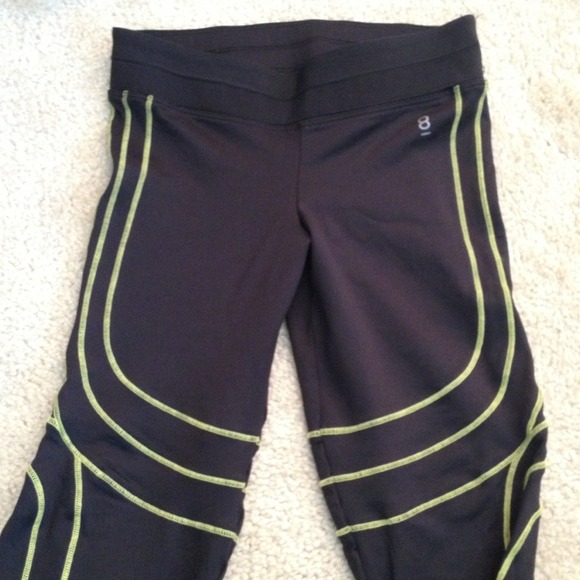 WORKOUT BUNDLE - Picture 4 of 4