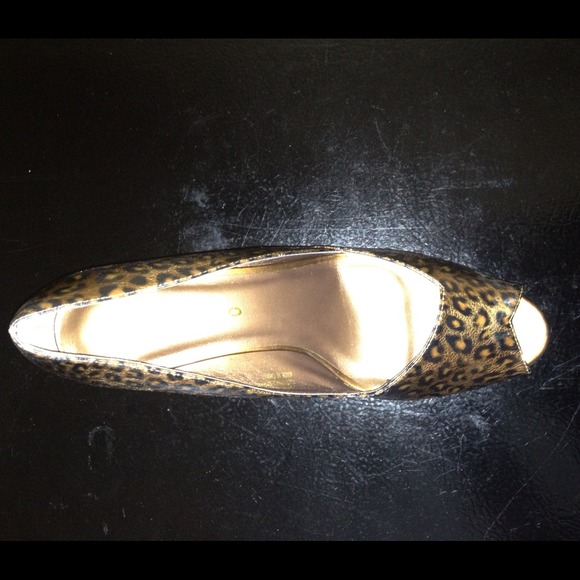 SOLD Statement Leopard Print peep toe Wedge Sandal - Picture 2 of 4