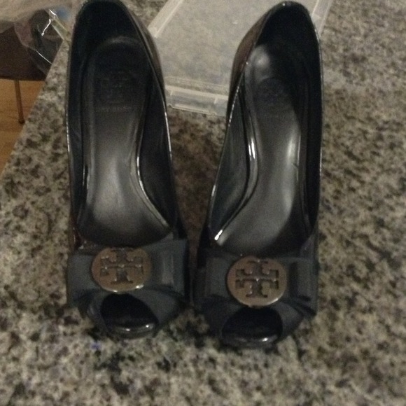Tory Burch Patent Leather pumps