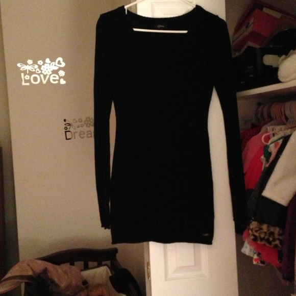 Guess long black sweater