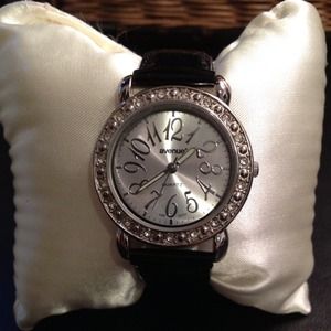 New Watch Black Strap Round Face & Rhinestones