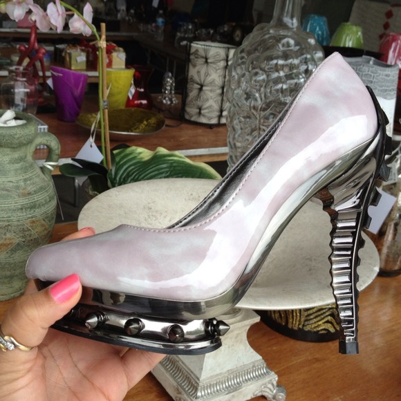 🎉🎉HOST PICK 11/9🎉🎉 BRAND NEW! Predator Pump