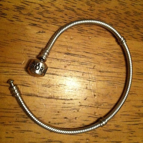 Pandora Bracelet   🚨ON HOLD 🚨