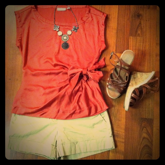 Tops - ***SOLD*** Burnt Orange Silky Tie Top