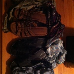 *Reserved for @sandischer*Bundle shoes and scarves