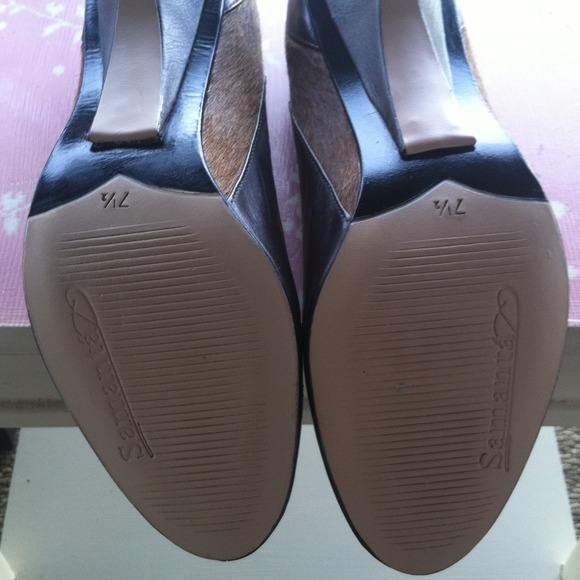 Reduced!!!! Samanta Shoes - Picture 4 of 4