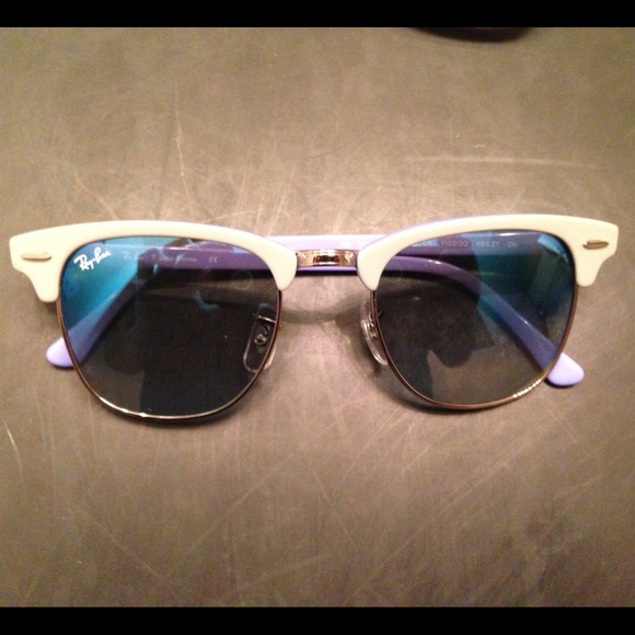 $$$SOLD $$$ Ray-Ban Light blue clubmaster