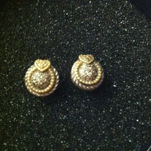 PRICE  ✂Judith Ripka sterling silver  pave studs