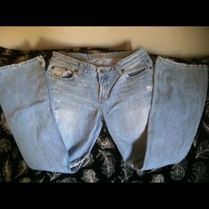 Distressed Buckle jeans!