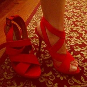 Zara Woman strapy heels