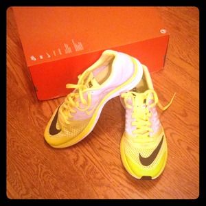 ❌ON HOLD❌Women's NIKE running shoes 👣