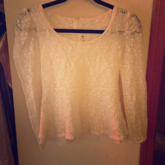elegant vintage white crochet lace peplum top - Picture 1 of 4