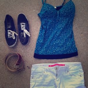 Shirt/Shoes/Belt Bundle❤🎀❤🎀