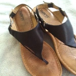 Born size 7 sandles