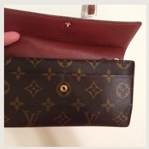 ⭕SOLD⭕Louis Vuitton Wallet - Picture 4 of 4