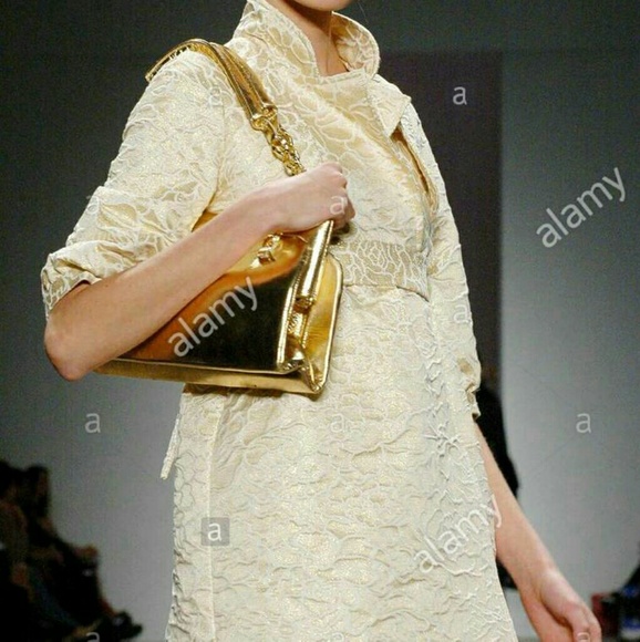 VIVIENNE TAM 2006 FALL COLLECTION FASHION COAT - Picture 7 of 8