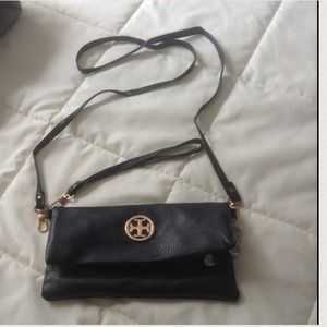 Black clutch/crossover bag