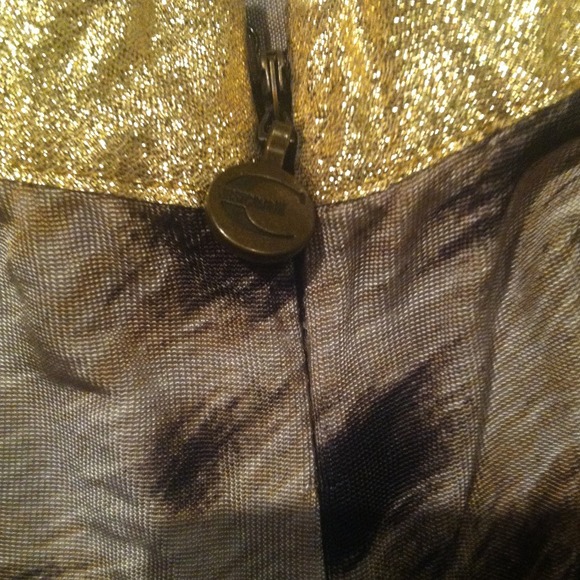 💥REDUCED💥Just Cavalli tiger/feather  print top - Picture 3 of 4