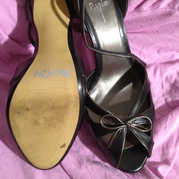 Black strap heels