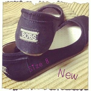 Black Classic Bob Flats