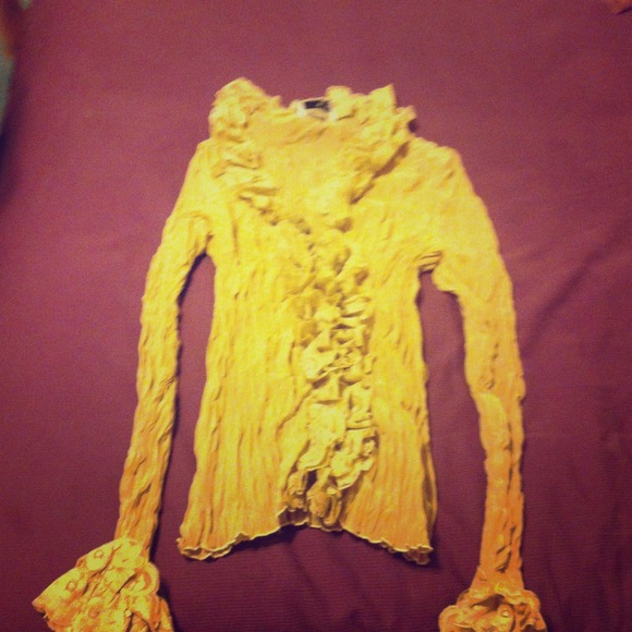 Lacey "arrow" shirt with ruffles!