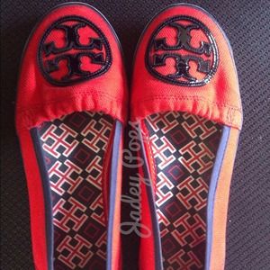 Tory Burch Canvas Flats 5.5